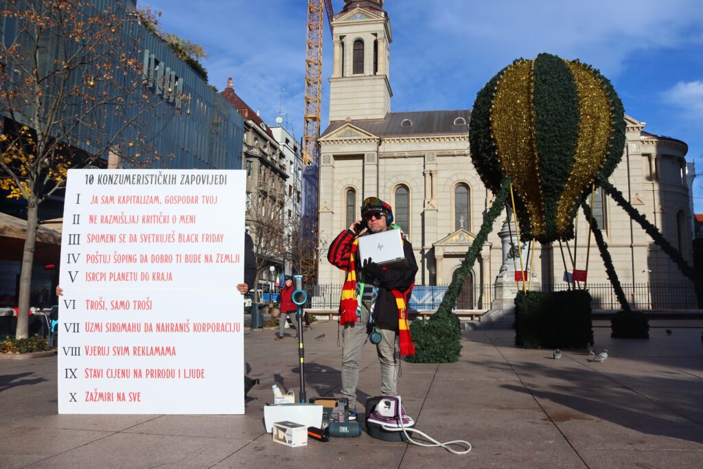 Zelena akcija poziva na bojkot konzumerizma i “crnog petka”