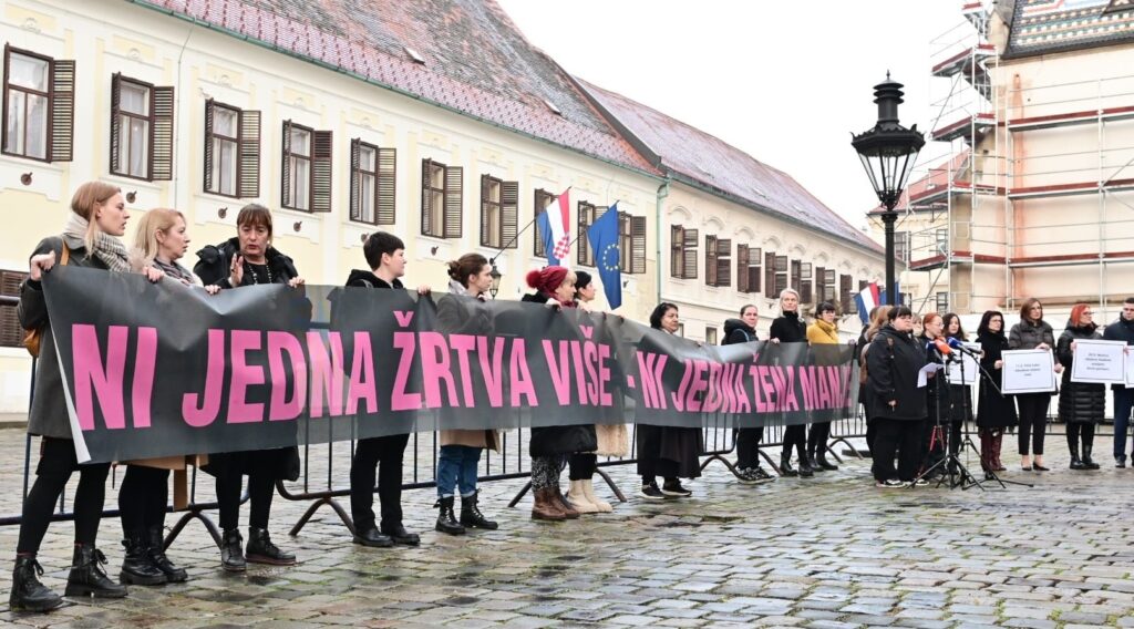 Ženska mreža Hrvatske traži ostavke Piletića i Božinovića